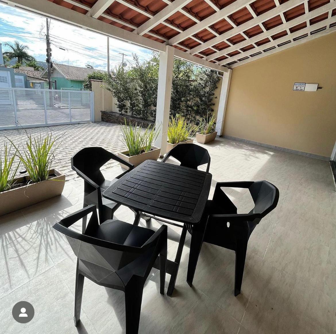 Appartement Residencial Flamini à Bombinhas Extérieur photo