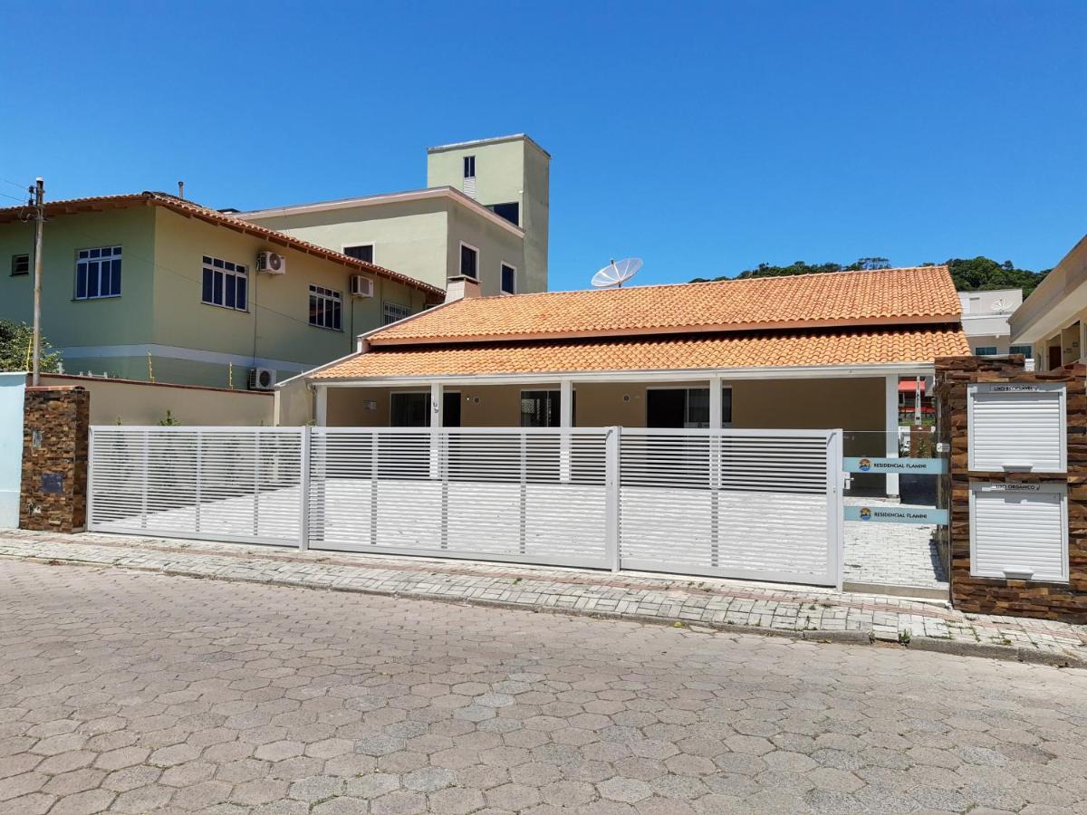 Appartement Residencial Flamini à Bombinhas Extérieur photo
